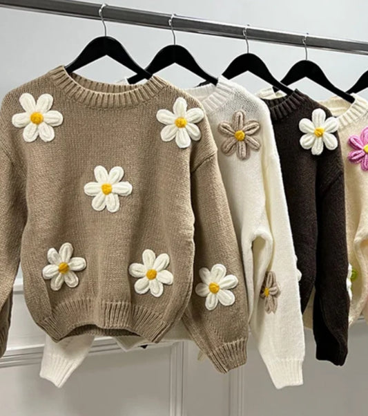 🌼 The Daisy Bloom Jumper
