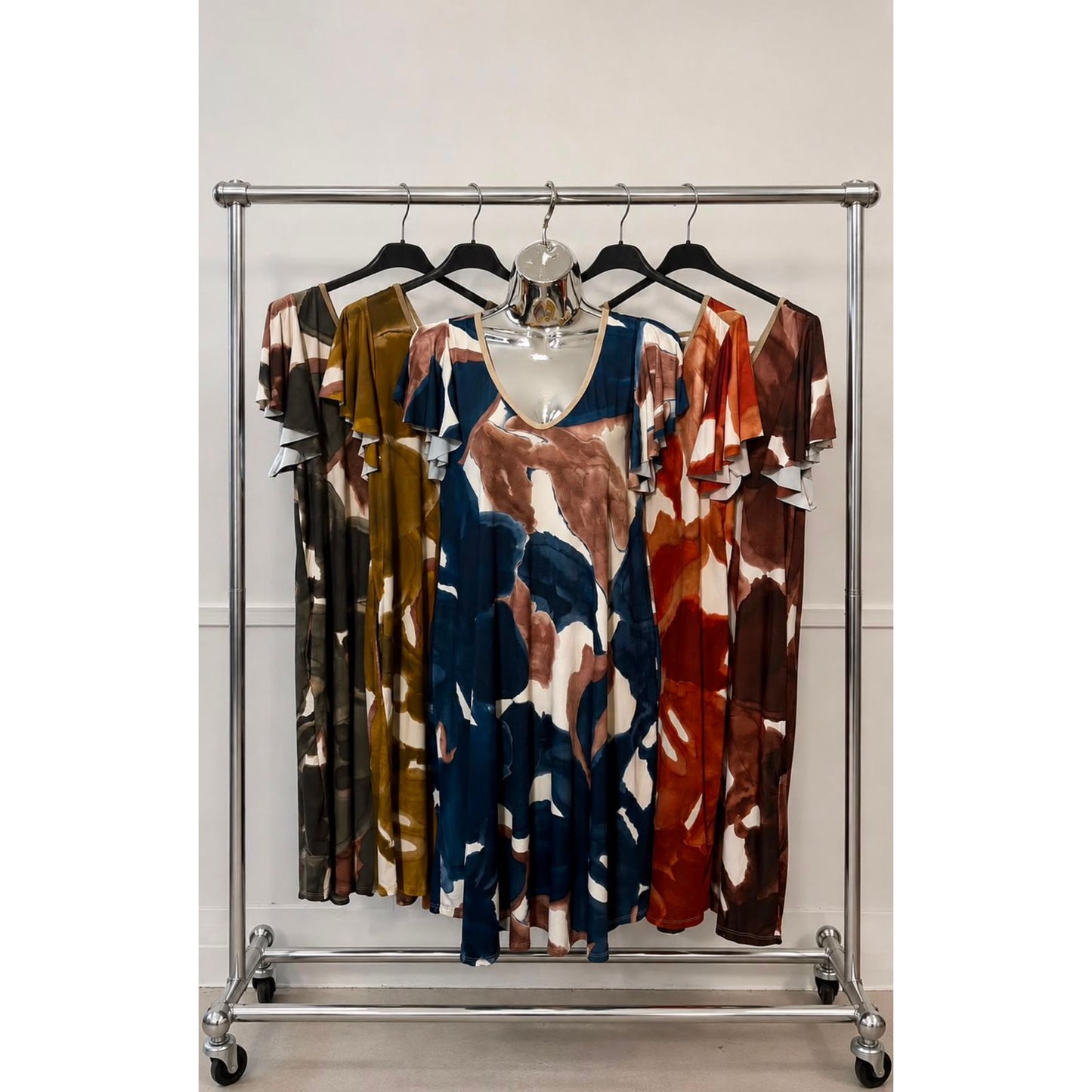 Stretchy Abstract Print Dress – £18